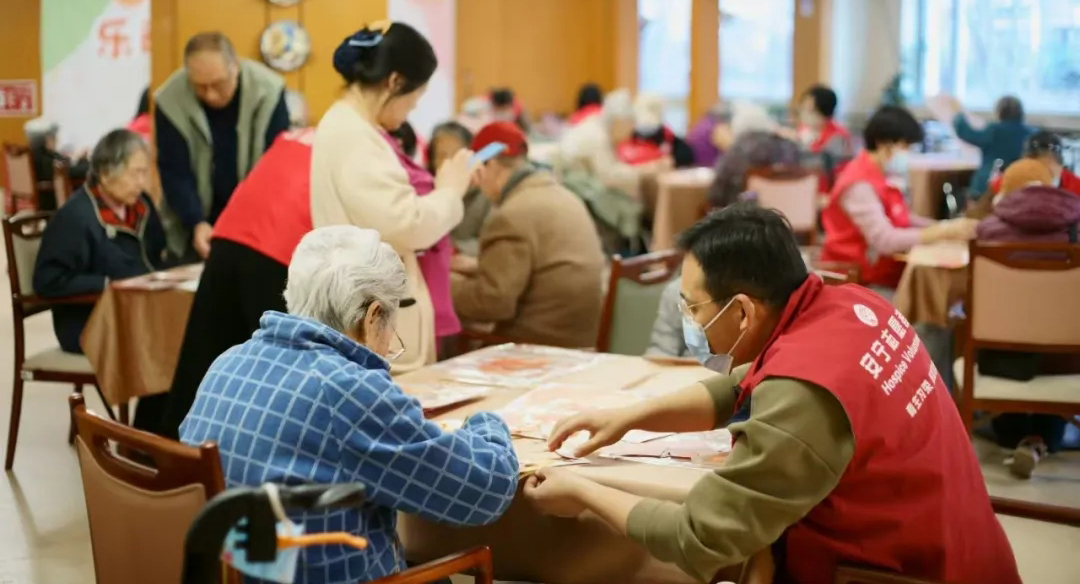 荣基金获“优秀志愿者团队”殊荣